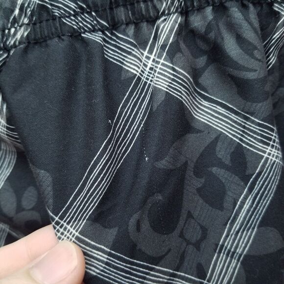 Rawlings Men's L Floral Black Trunks Swimwear 100% Polyester 35" 6" 13.5" - Picture 9 of 11